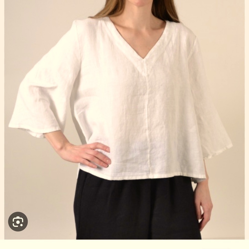 BRYN Walker Lily SMALL Light Linen Round Neck Ruffle 3/4 Bell Sleeve High-Low